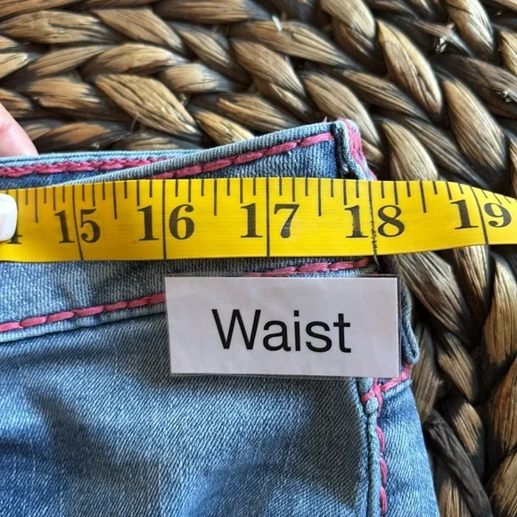 TRUE RELIGION JENNIE MID RISE SUPER T SKINNY JEAN size 34 - Picture 11 of 16